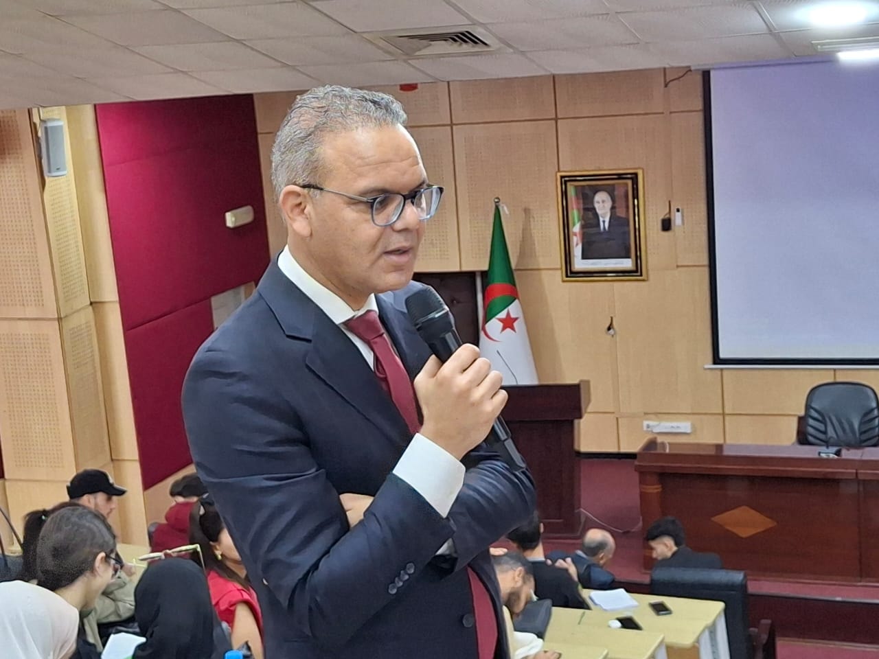 ورشة تدريبية حول تقنيات كتابة التقرير الرياضي والتغطية الإعلامية للأحداث الرياضية