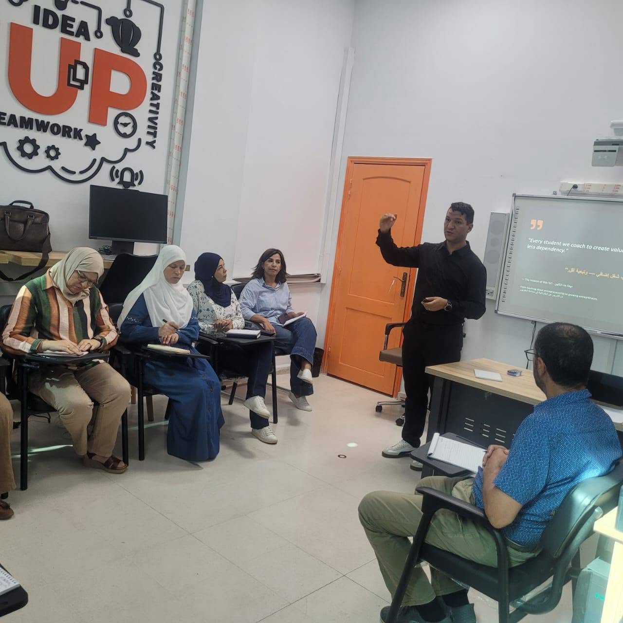 دورة تكوينية هادفة لفائدة الأساتذة